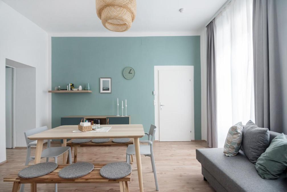וינה Caring Family Apartment Close To The Center מראה חיצוני תמונה