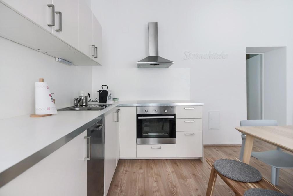 וינה Caring Family Apartment Close To The Center מראה חיצוני תמונה